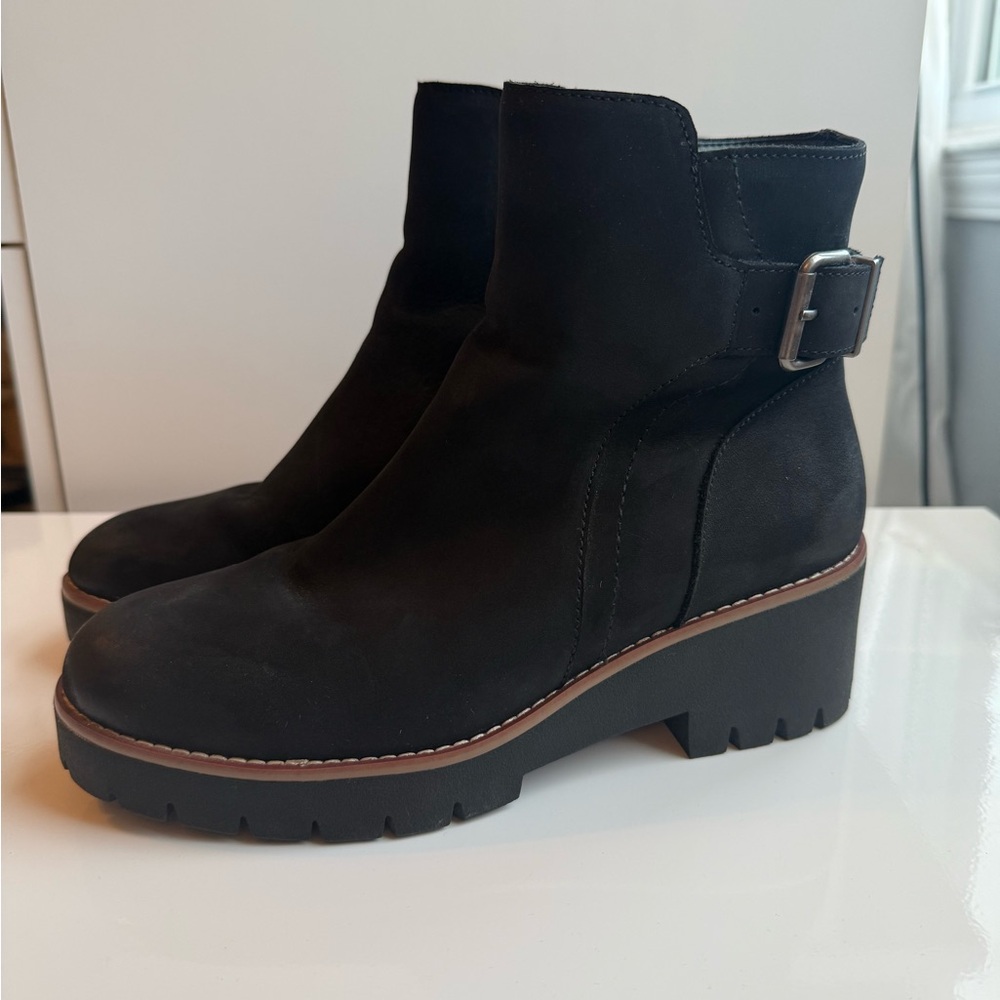 Blondo Darleen Waterproof Boot - Size 8